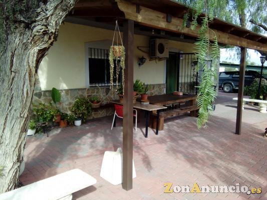 terreno con casa y piscina vistas panoramicas